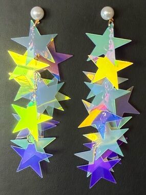 Holographic Iridescent Sparkling Star Dangle Earrings ✨